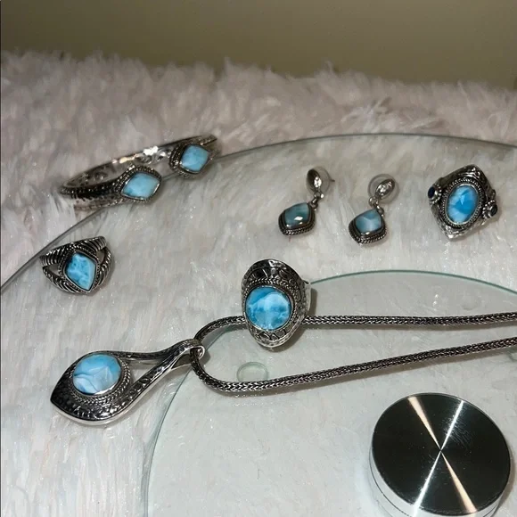 Luxury Artisan of Bali Larimar Pendant, Artisan-Crafted in Solid Sterling Silver - Picture 14 of 16